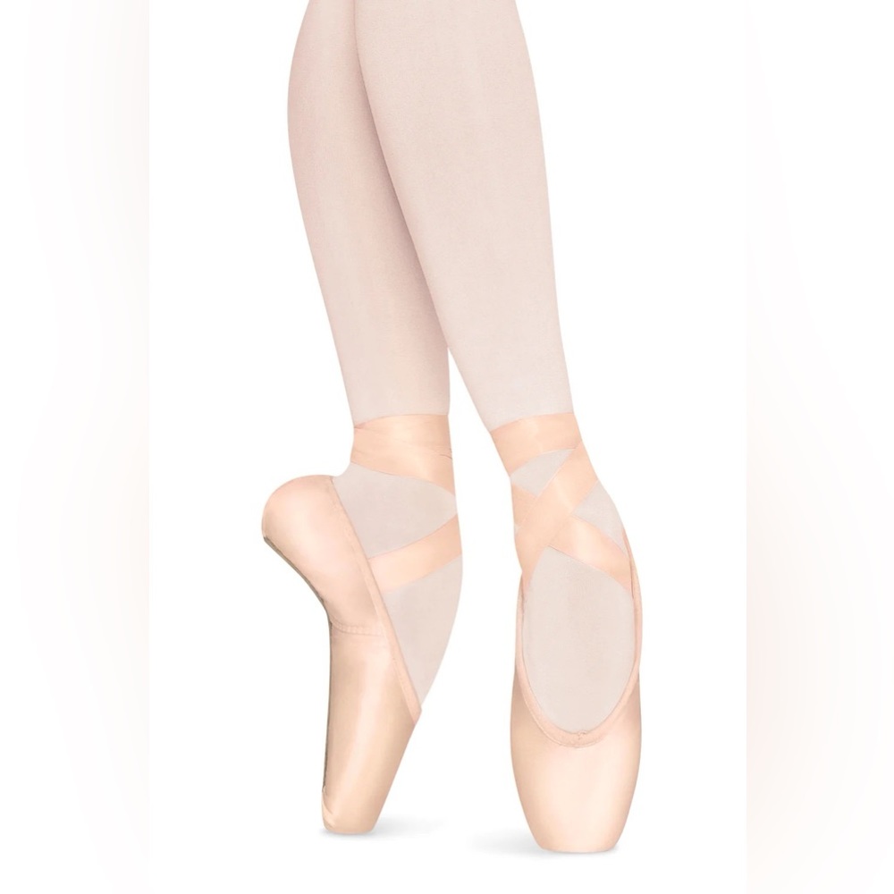 6B Bloch “Signature Rehearsal” Pointe Shoes
